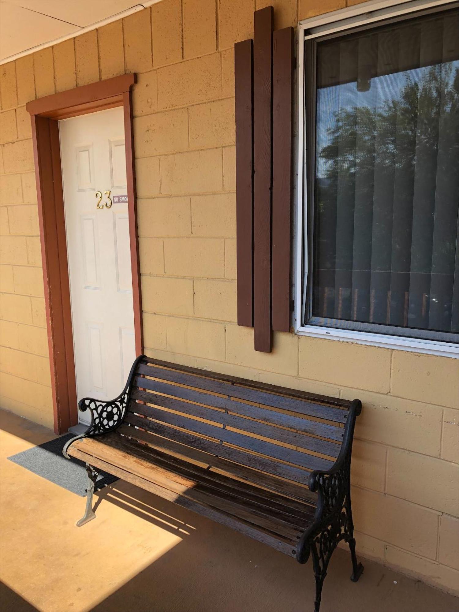 Sun Beach Motel Osoyoos Kültér fotó